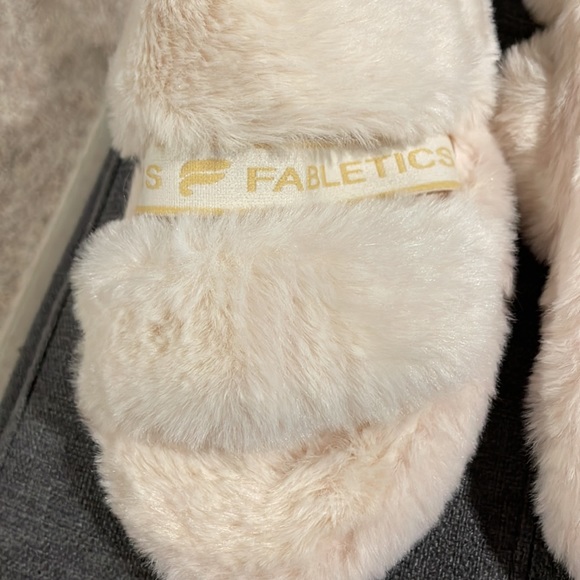 Fabletics Furry Slide Slippers - Picture 3 of 3